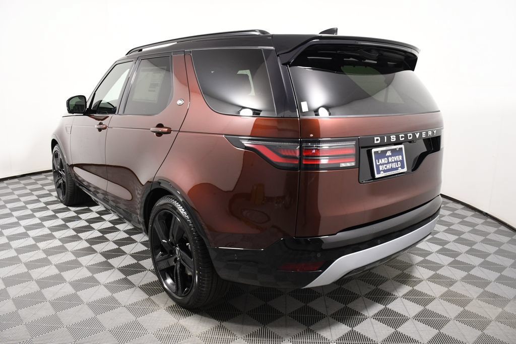 Certified 2026 Land Rover Discovery Limited Edition AWD/4WD image 4