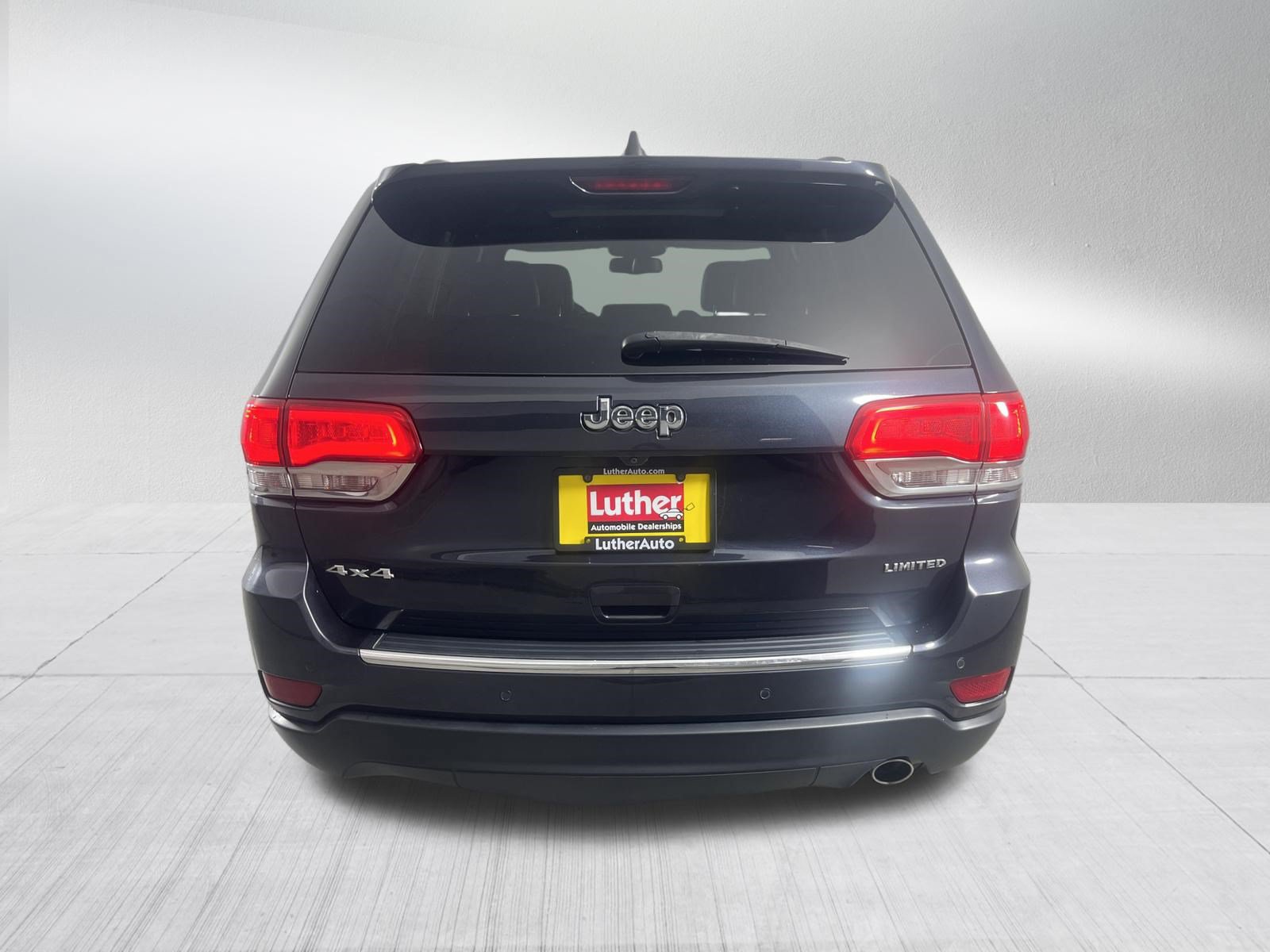 Used 2016 Jeep Grand Cherokee Limited w/ Luxury Group II AWD/4WD image 6