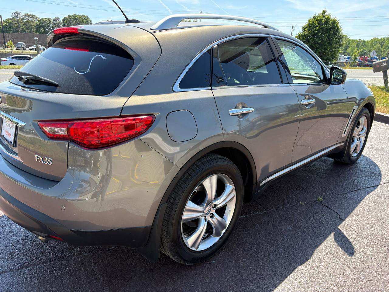 Used 2009 INFINITI FX35 2WD w/ Navigation Pkg image 5