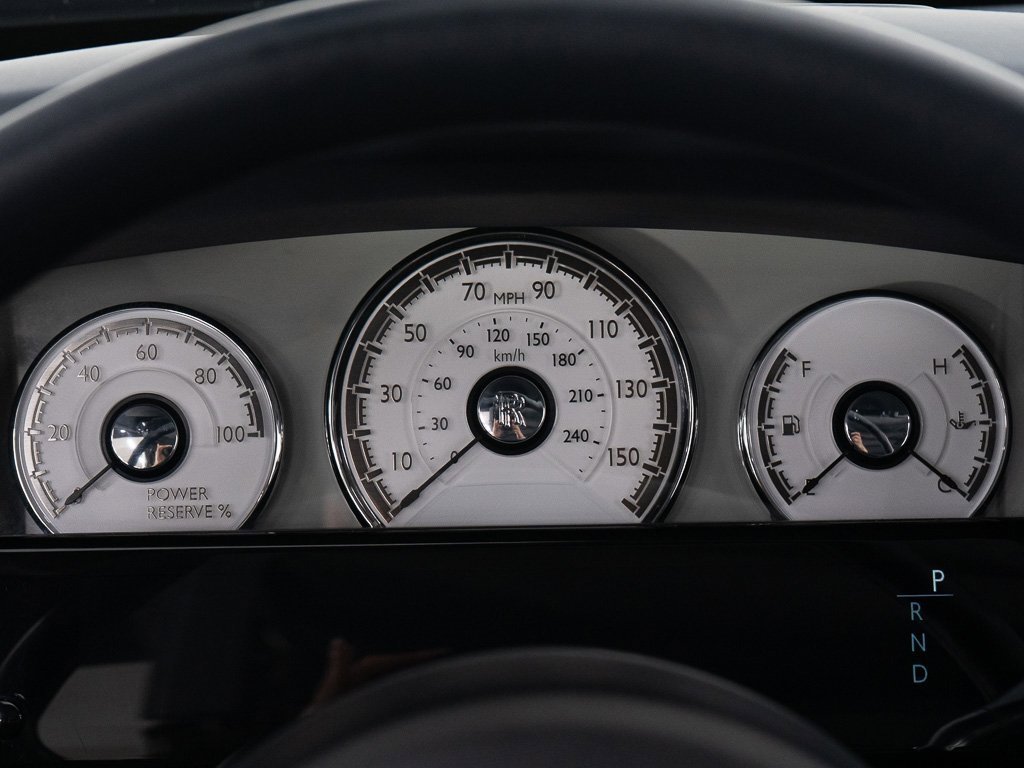 Certified 2018 Rolls-Royce Dawn image 36