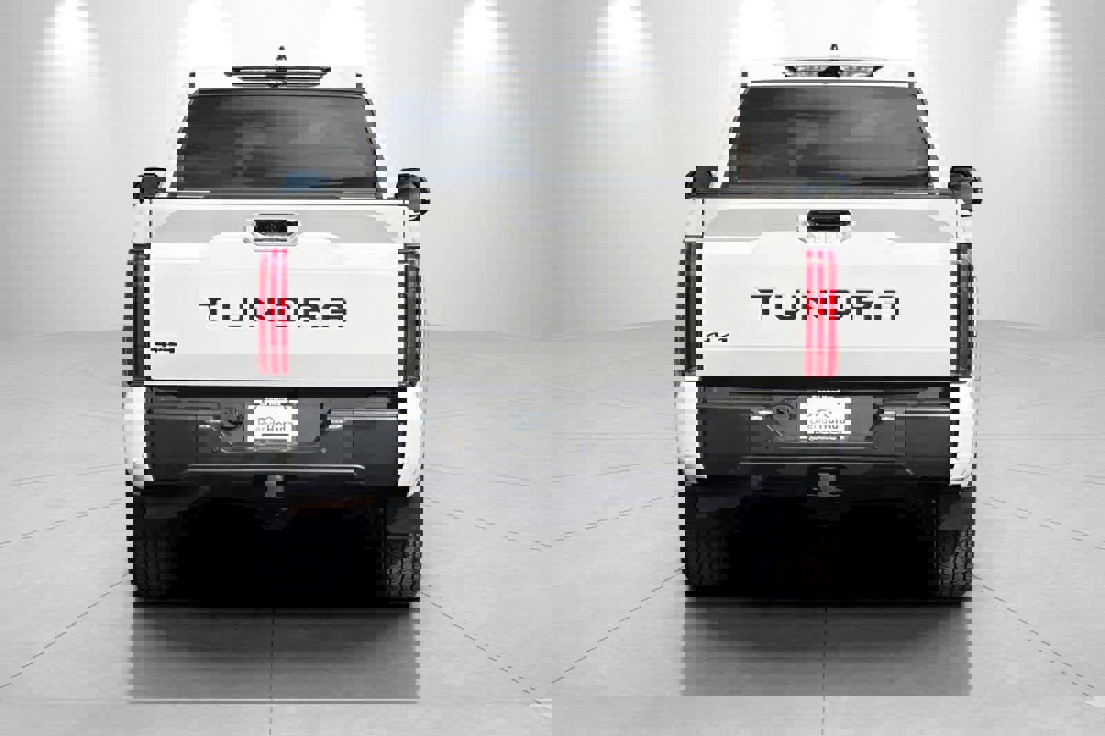 Used 2024 Toyota Tundra Limited w/ TRD Off-Road Package image 7