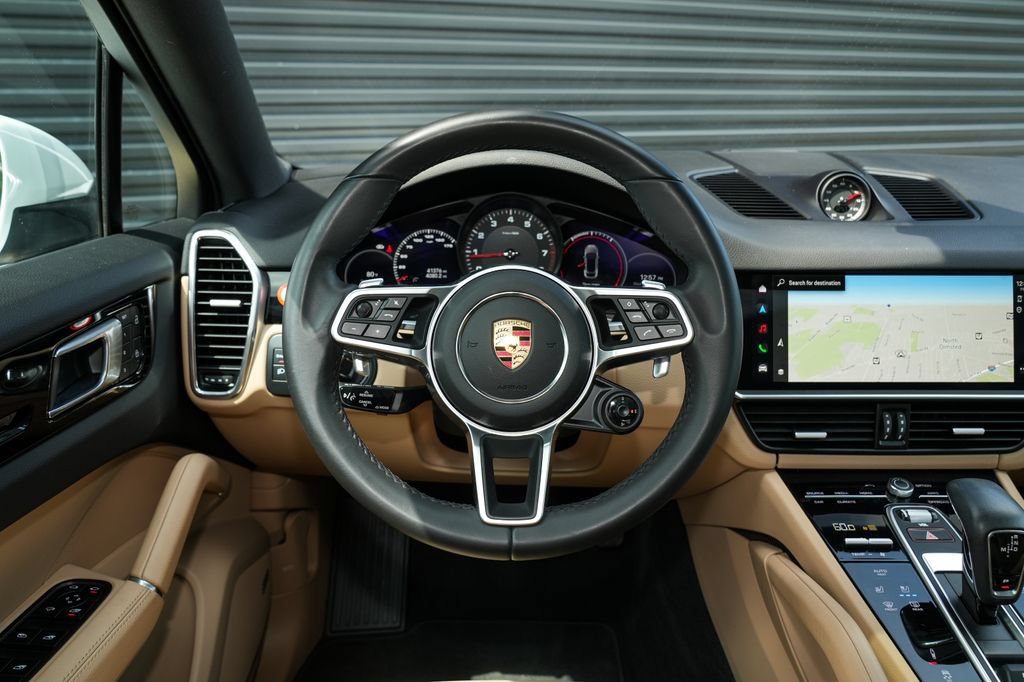 Certified 2022 Porsche Cayenne Coupe AWD/4WD image 29