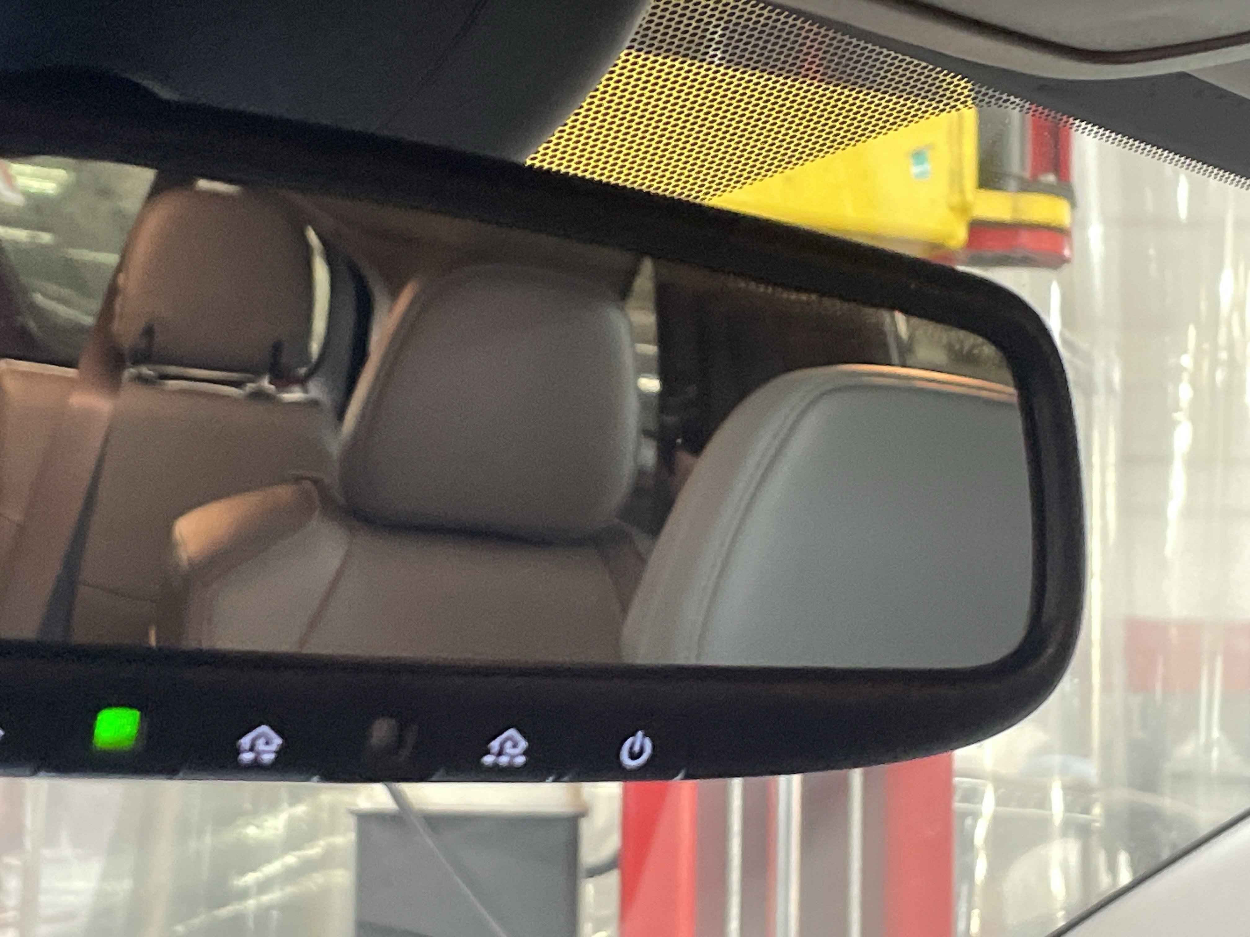 Certified 2025 Toyota Sienna XLE image 27