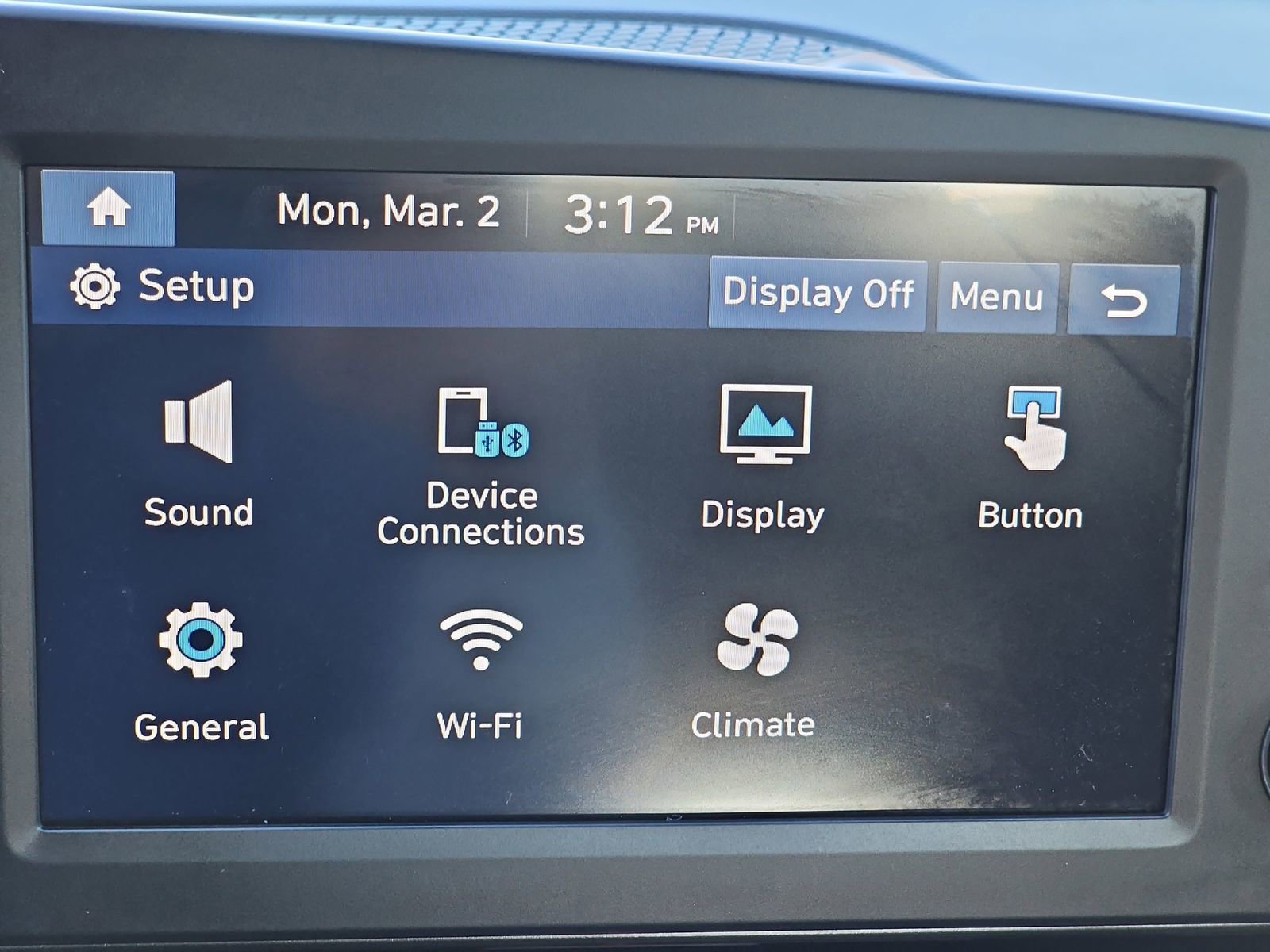 Certified 2025 Hyundai Elantra Sport image 23