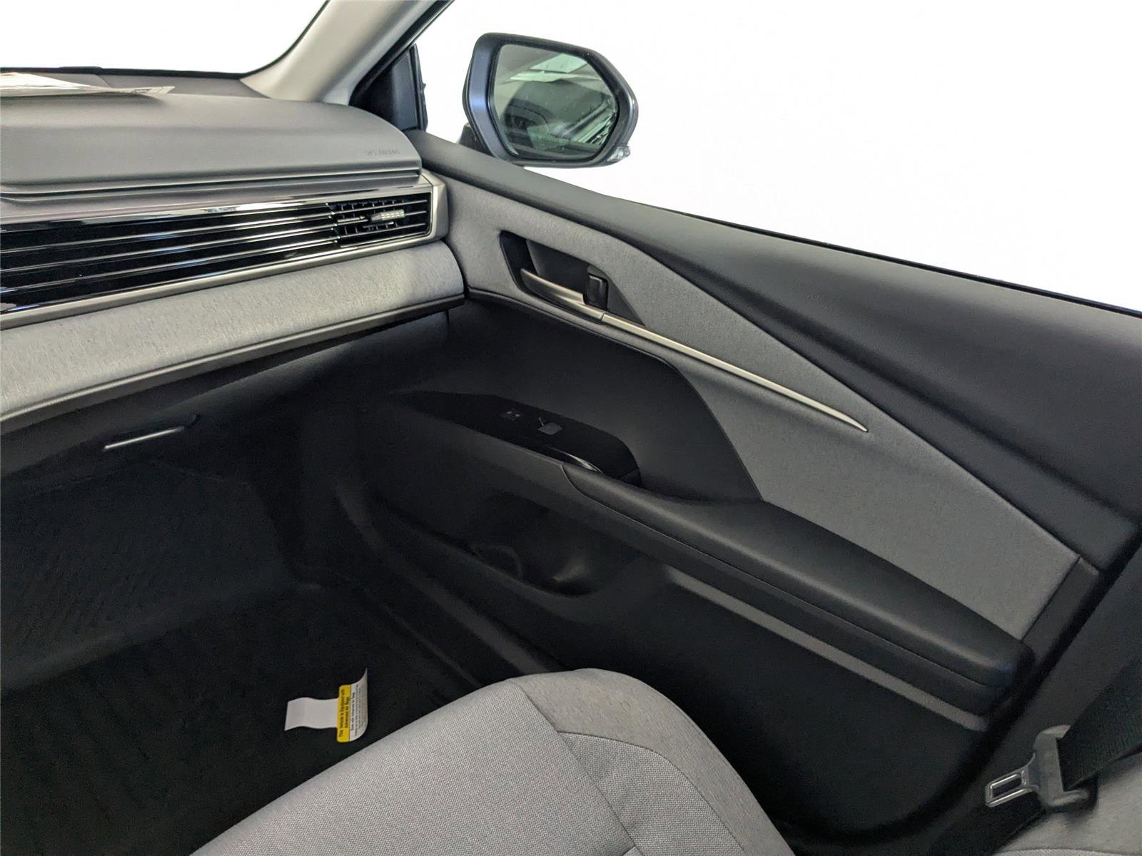New 2026 Toyota Camry LE image 9