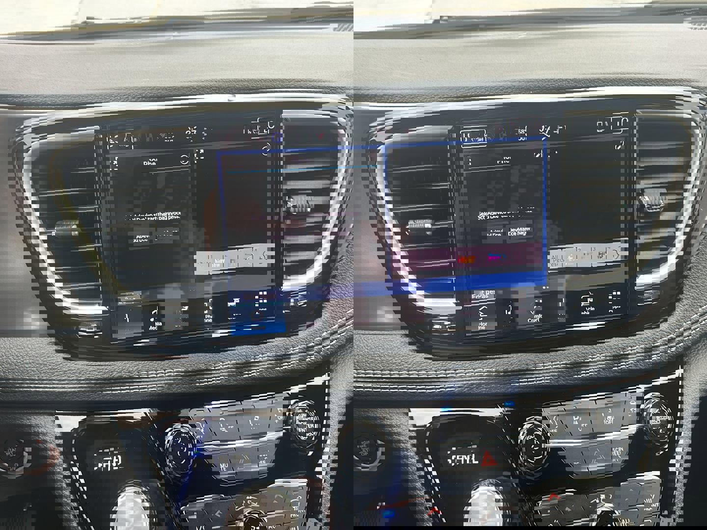 New 2026 Chrysler Pacifica Select image 27