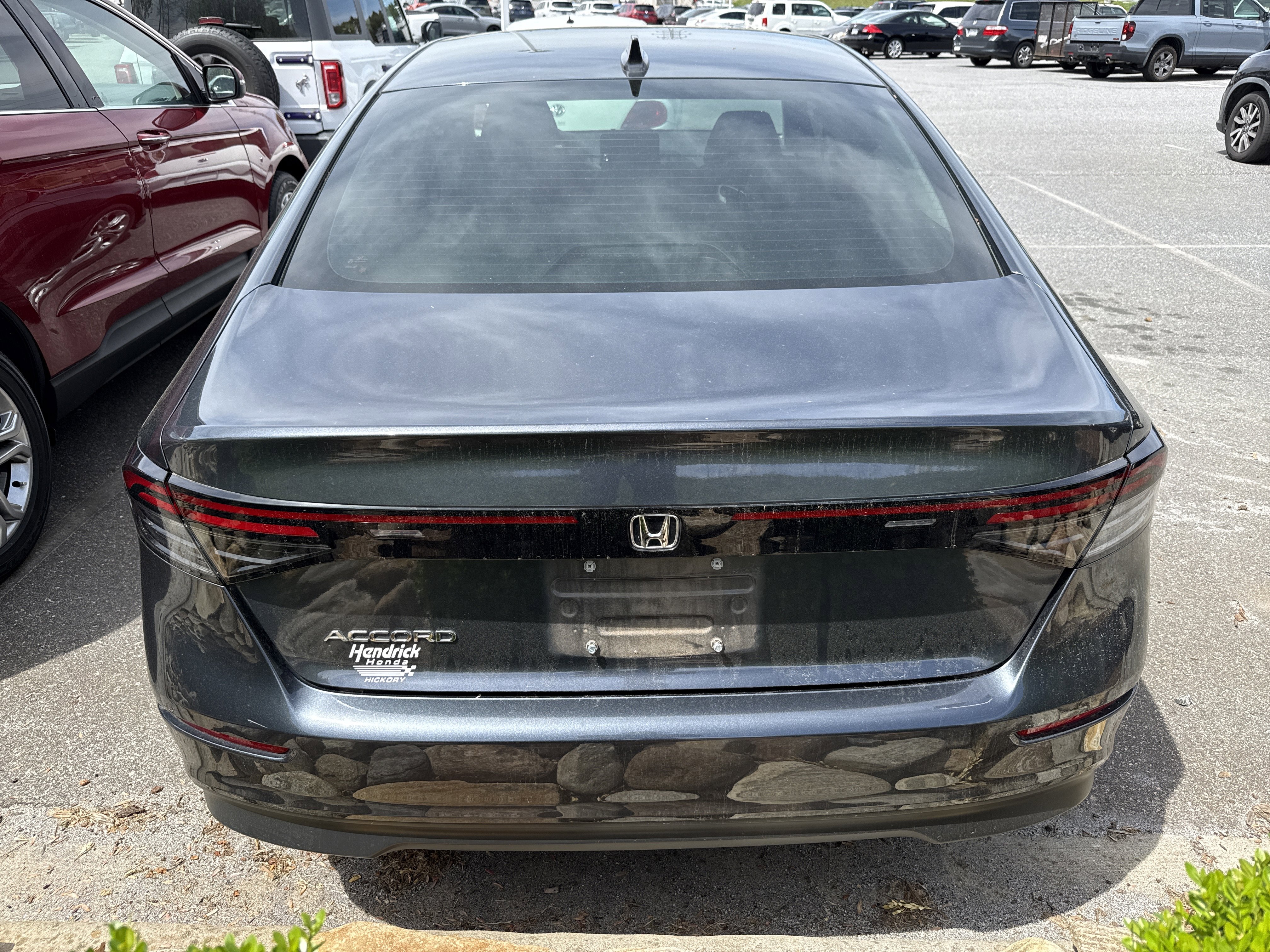 Used 2023 Honda Accord LX image 9