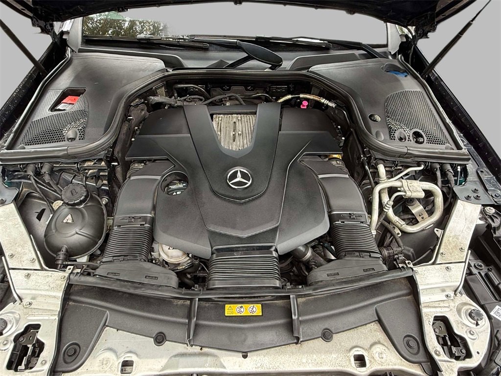 Used 2018 Mercedes-Benz E 400 4MATIC Wagon image 23