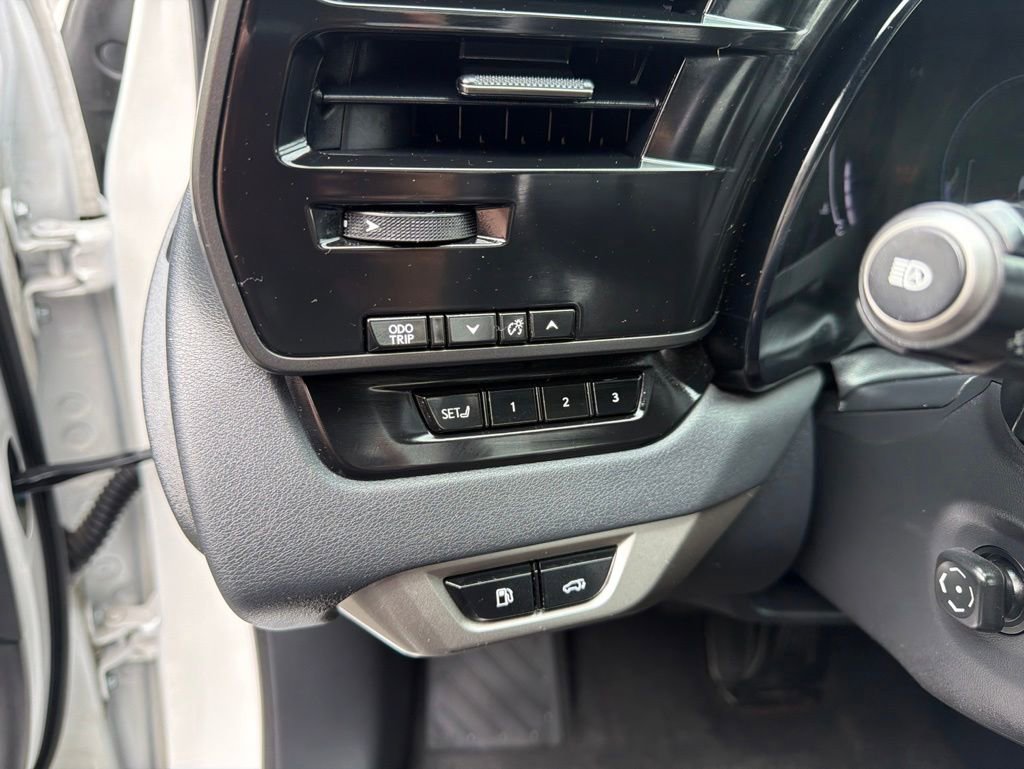 Used 2024 Lexus RX 350 AWD w/ Convenience Package image 10