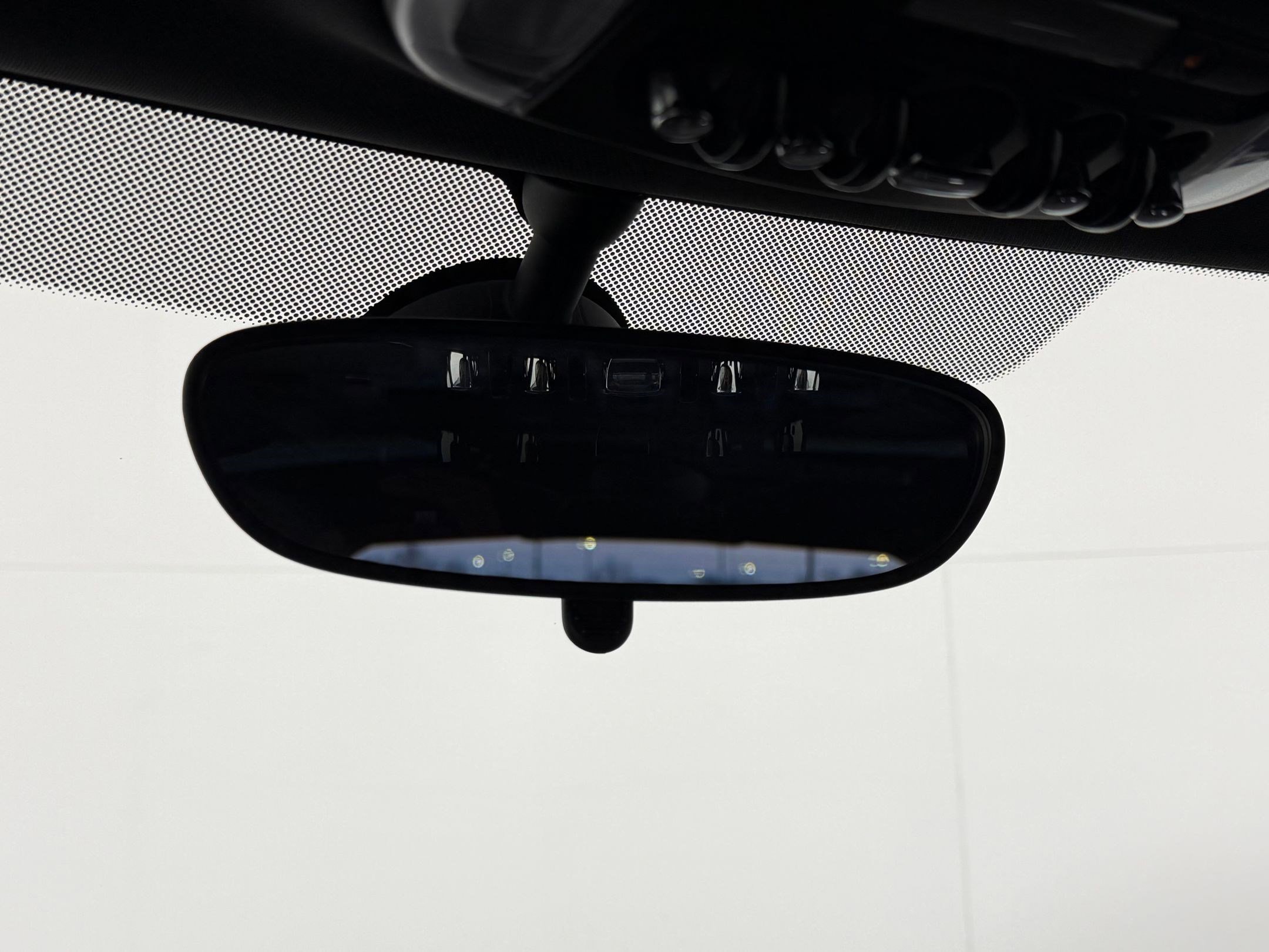 Used 2015 MINI Cooper 2-Door Hardtop image 17