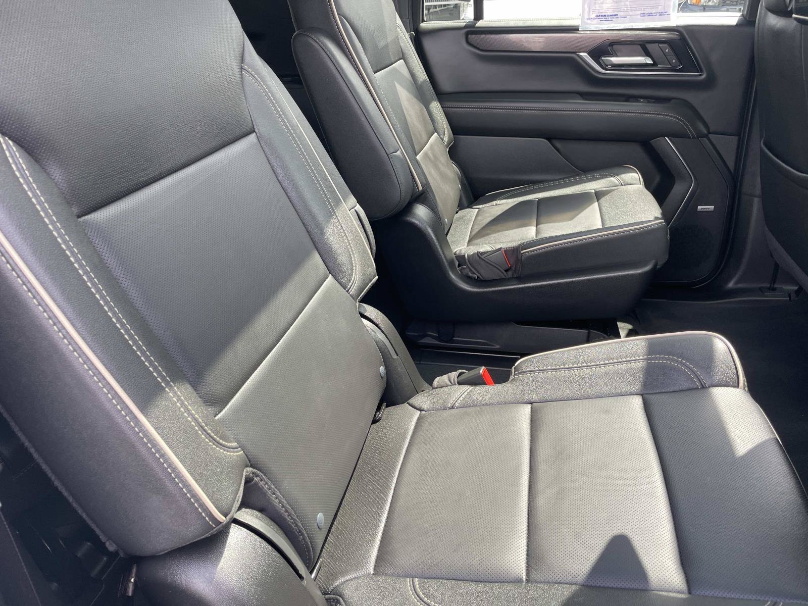 New 2026 GMC Yukon XL Elevation w/ Elevation Premium Package RWD image 28