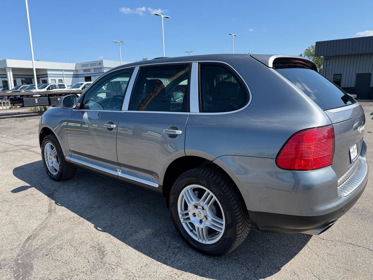 Used 2004 Porsche Cayenne S AWD/4WD image 6
