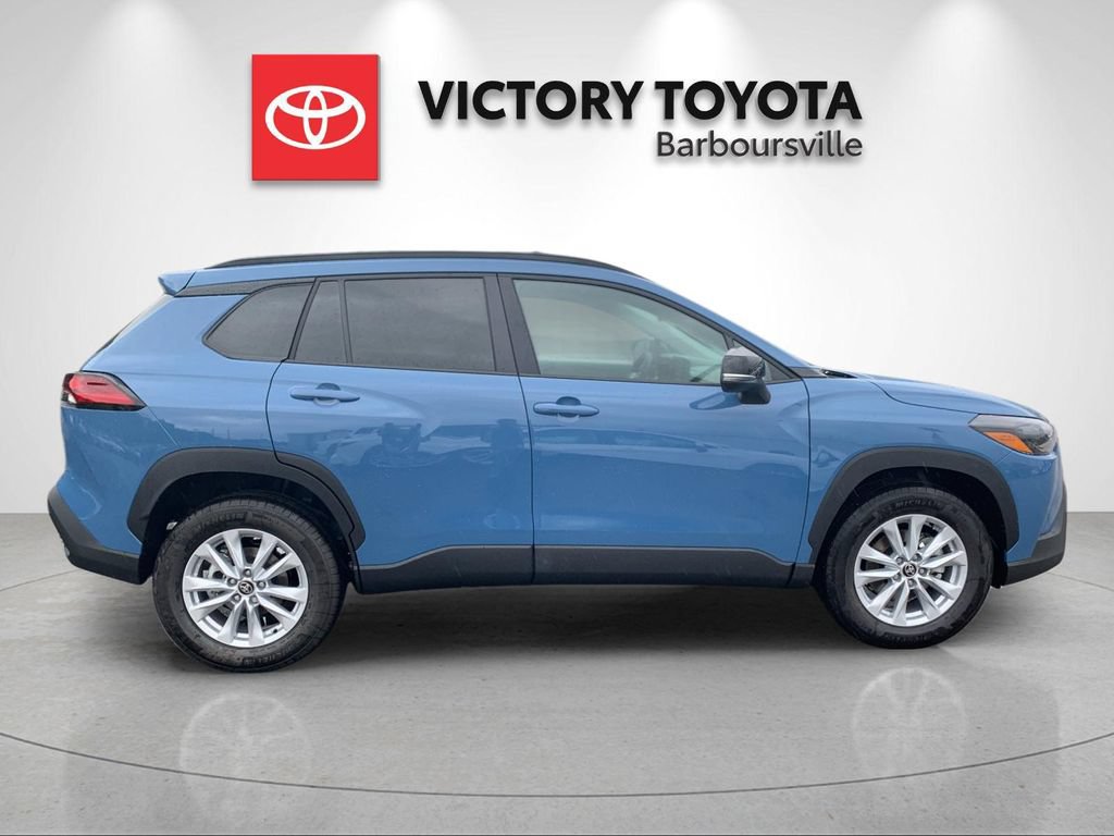 New 2026 Toyota Corolla Cross LE FWD image 6