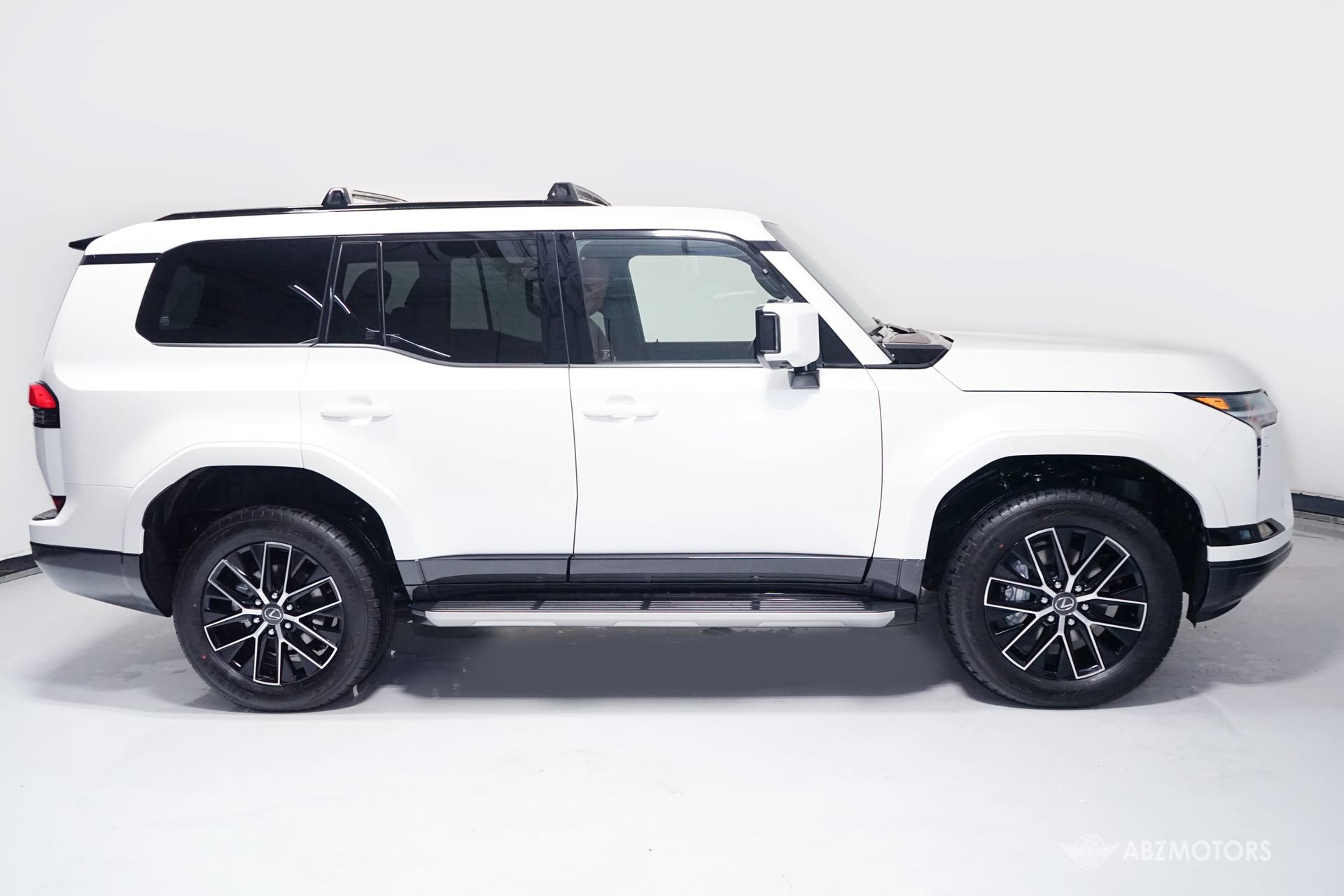 Used 2026 Lexus GX 550 w/ Cold Area Package image 3