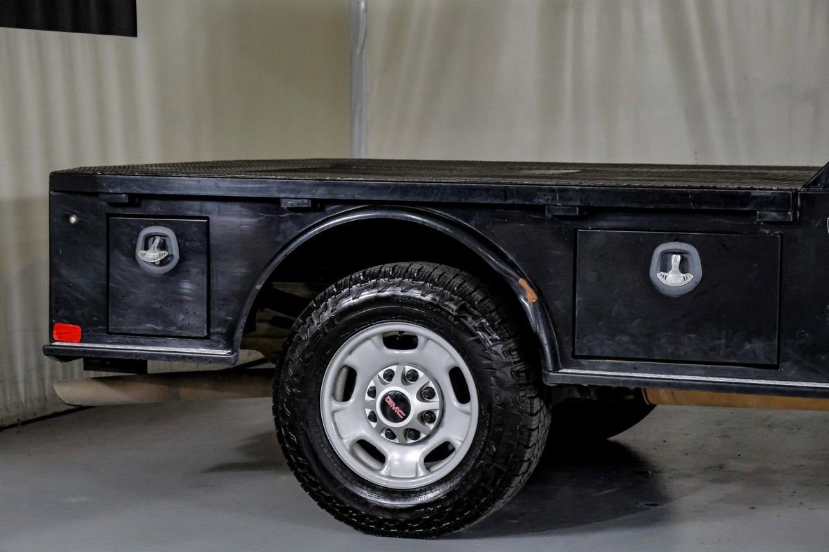 Used 2023 GMC Sierra 2500 Pro w/ Convenience Package AWD/4WD image 6