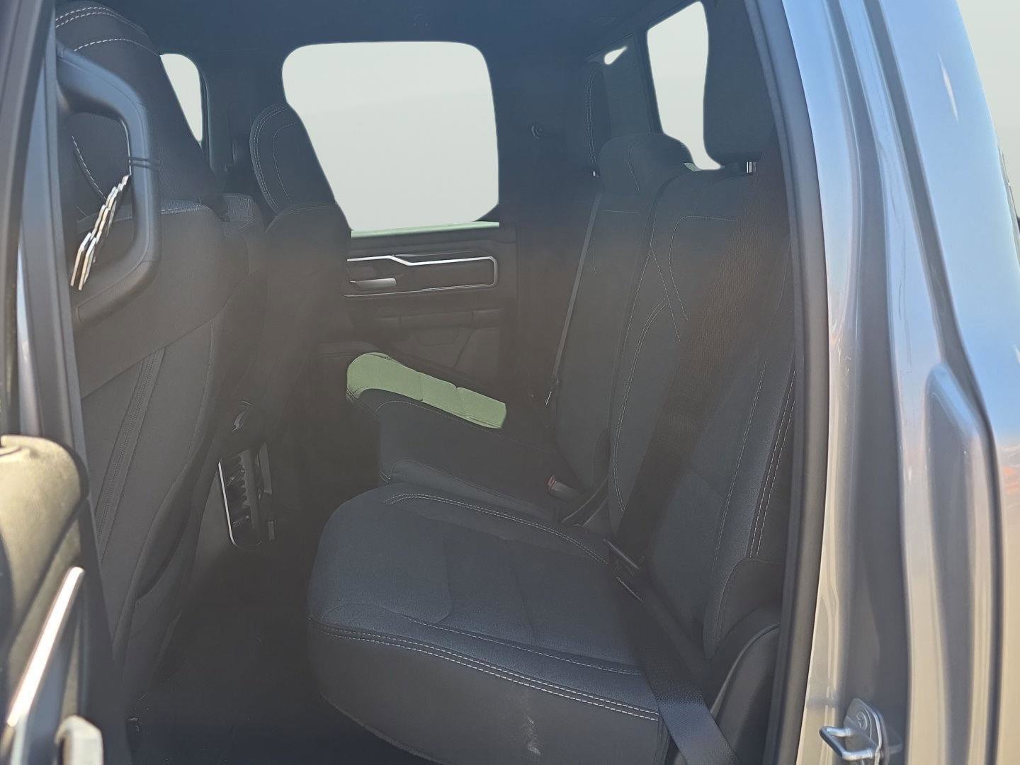Used 2022 RAM 1500 Big Horn AWD/4WD image 36