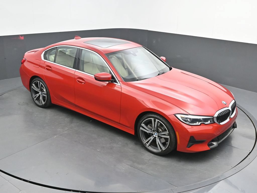 Used 2022 BMW 330i Sedan w/ Driving Assistance Package RWD image 40