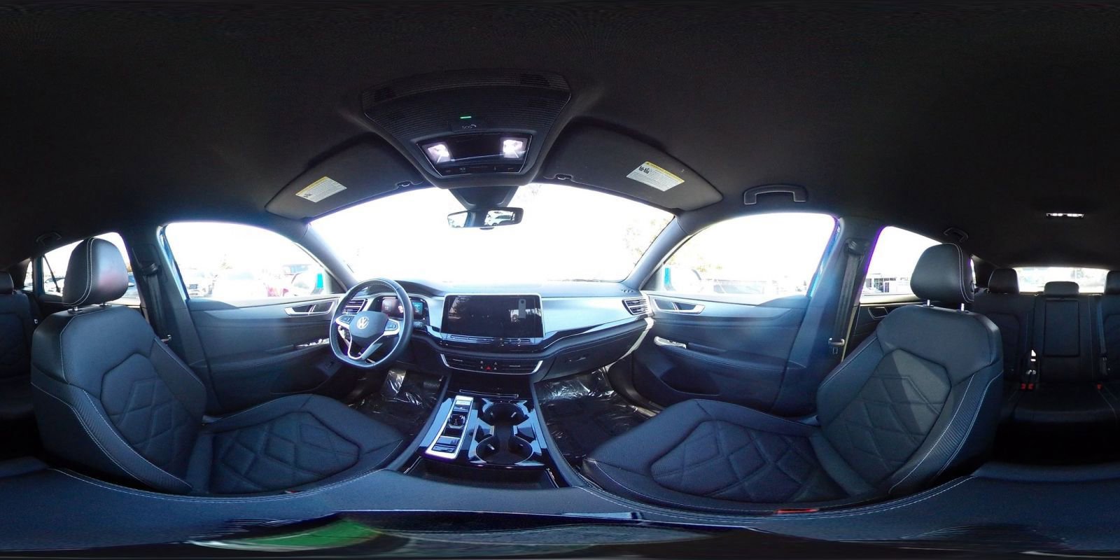 Used 2025 Volkswagen Atlas Cross Sport SE image 42