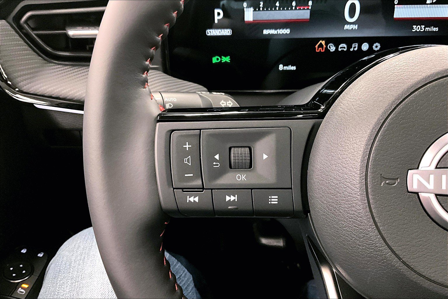 New 2025 Nissan Kicks SR w/ SR Premium Package image 65