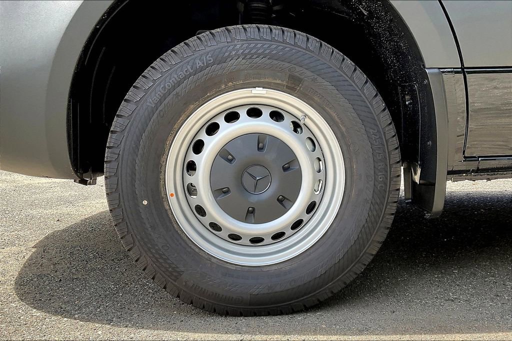 New 2025 Mercedes-Benz Sprinter 3500 image 10