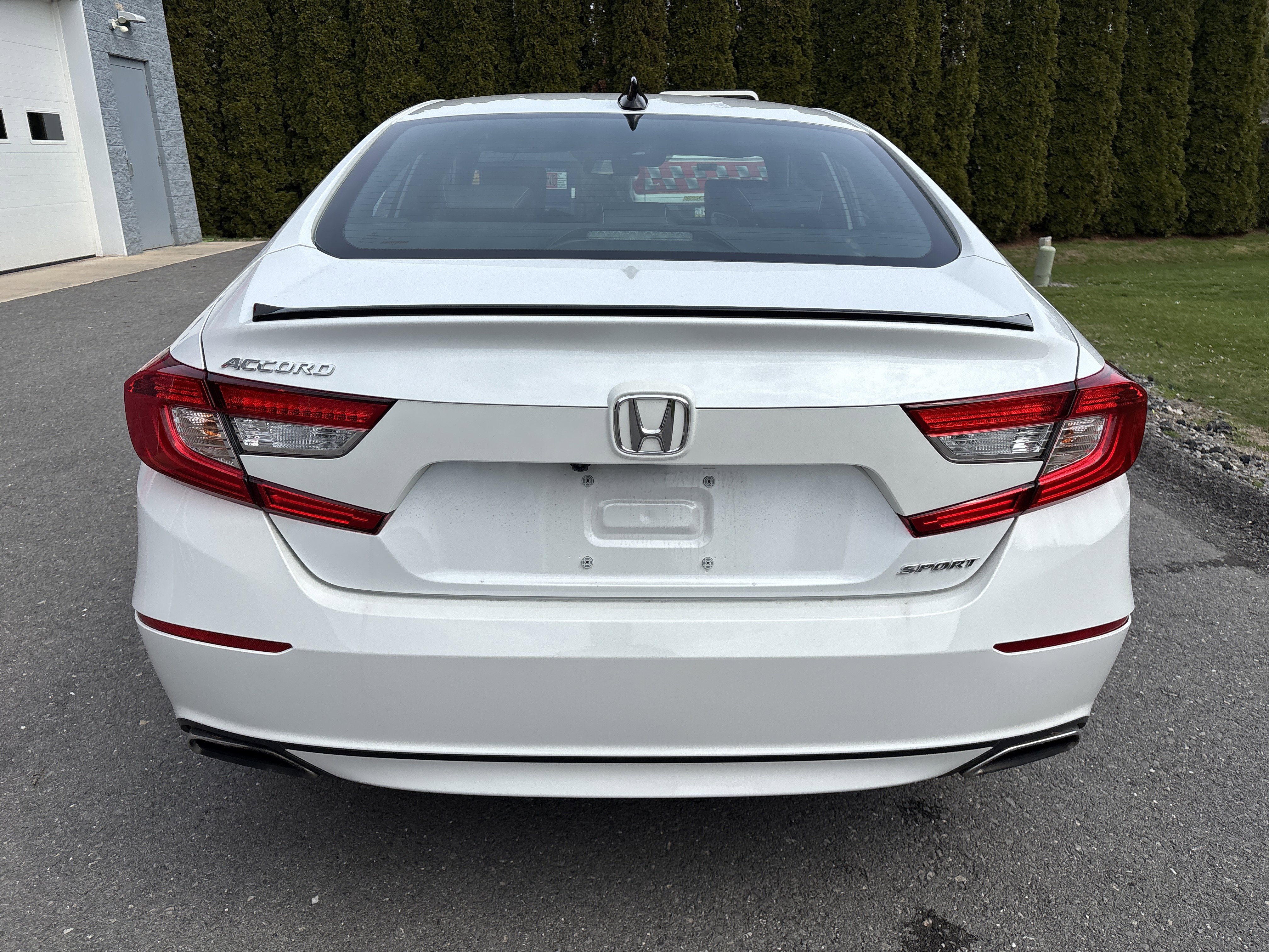 Used 2022 Honda Accord Sport image 4