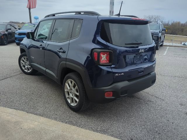 Used 2019 Jeep Renegade Latitude w/ Cold Weather Group image 6