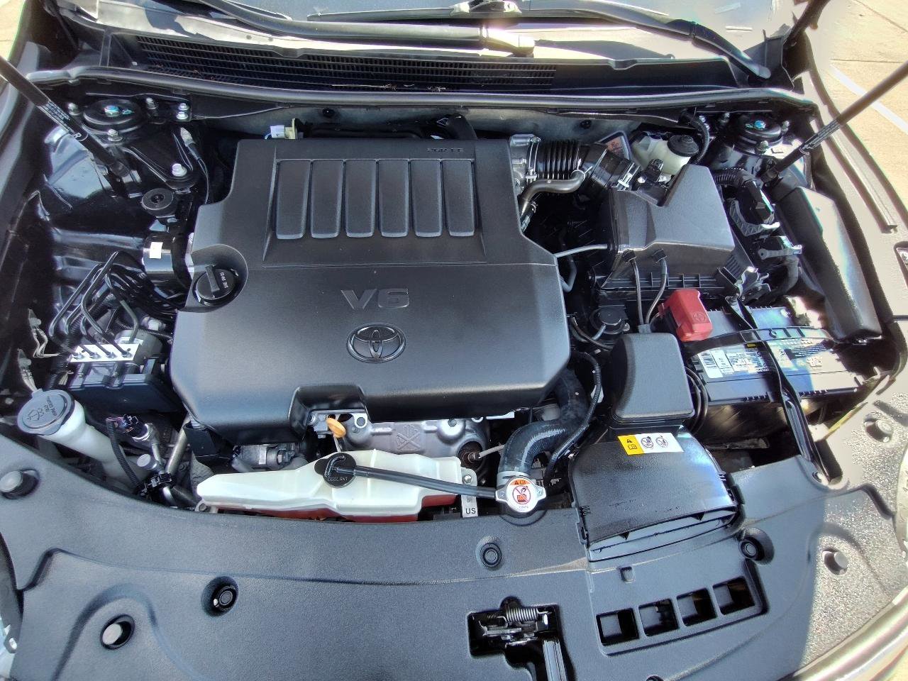 Used 2017 Toyota Avalon Limited FWD image 52