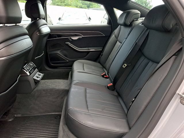 Used 2024 Audi A8 L 3.0T AWD/4WD image 10
