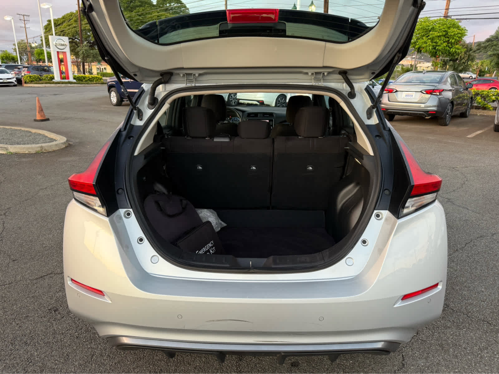 Used 2023 Nissan Leaf SV Plus image 11