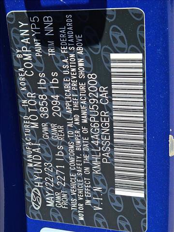 Used 2023 Hyundai Elantra SE w/ Preferred Accessory Package FWD image 23