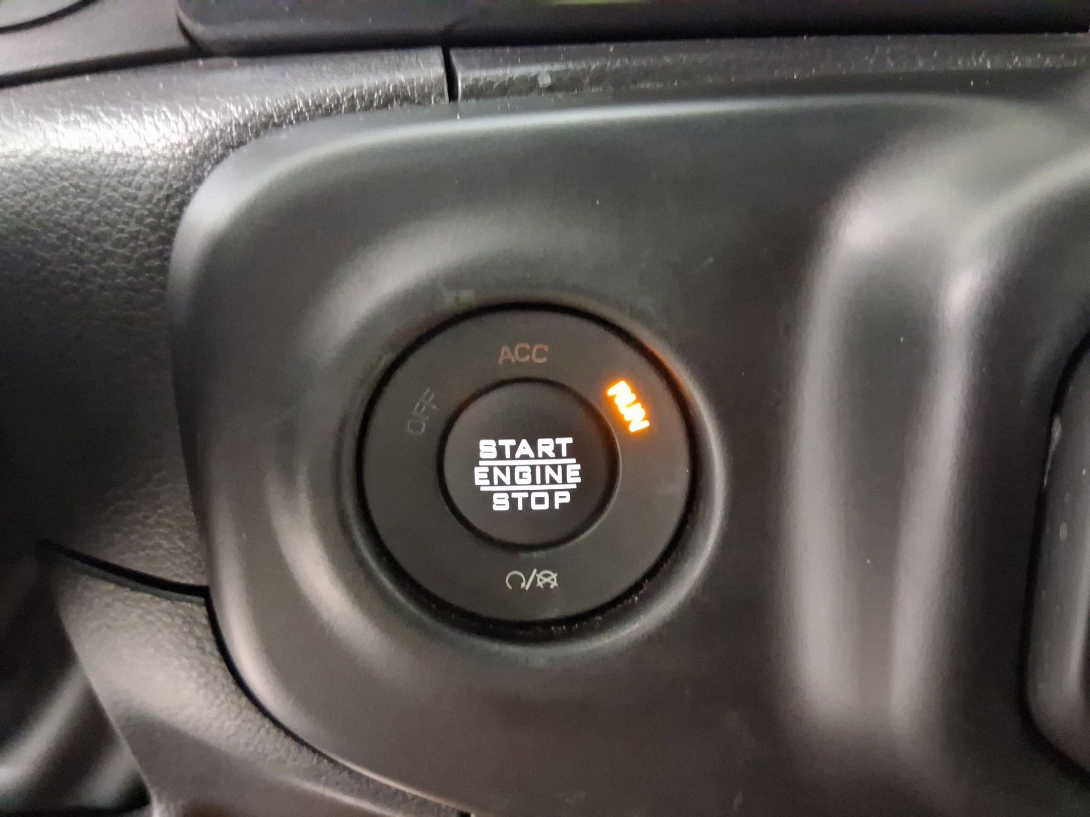 Used 2022 Jeep Wrangler Unlimited Rubicon w/ Xtreme Recon 35" Tire Package image 23