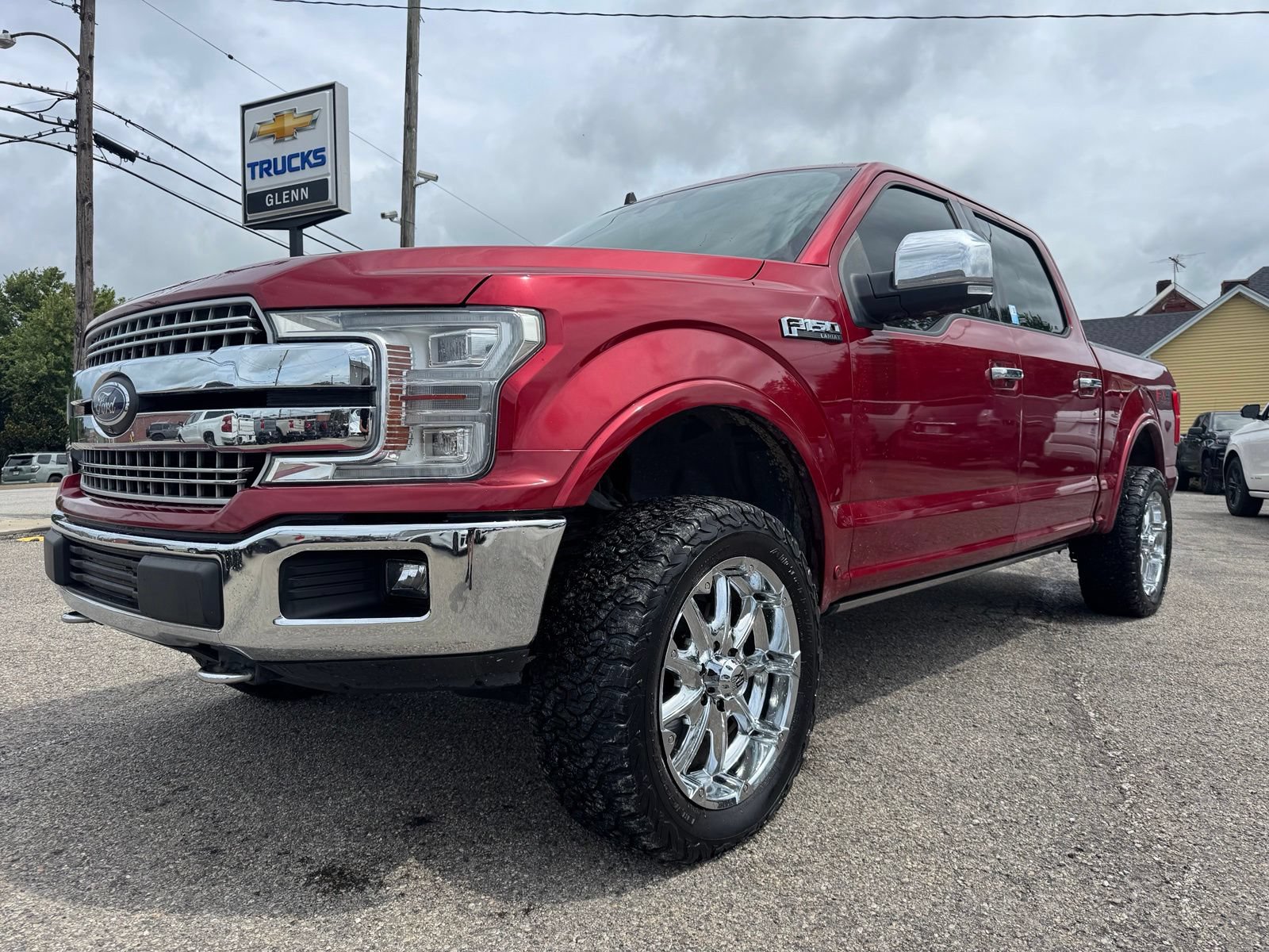 Used 2019 Ford F150 Lariat w/ Equipment Group 502A Luxury AWD/4WD image 2