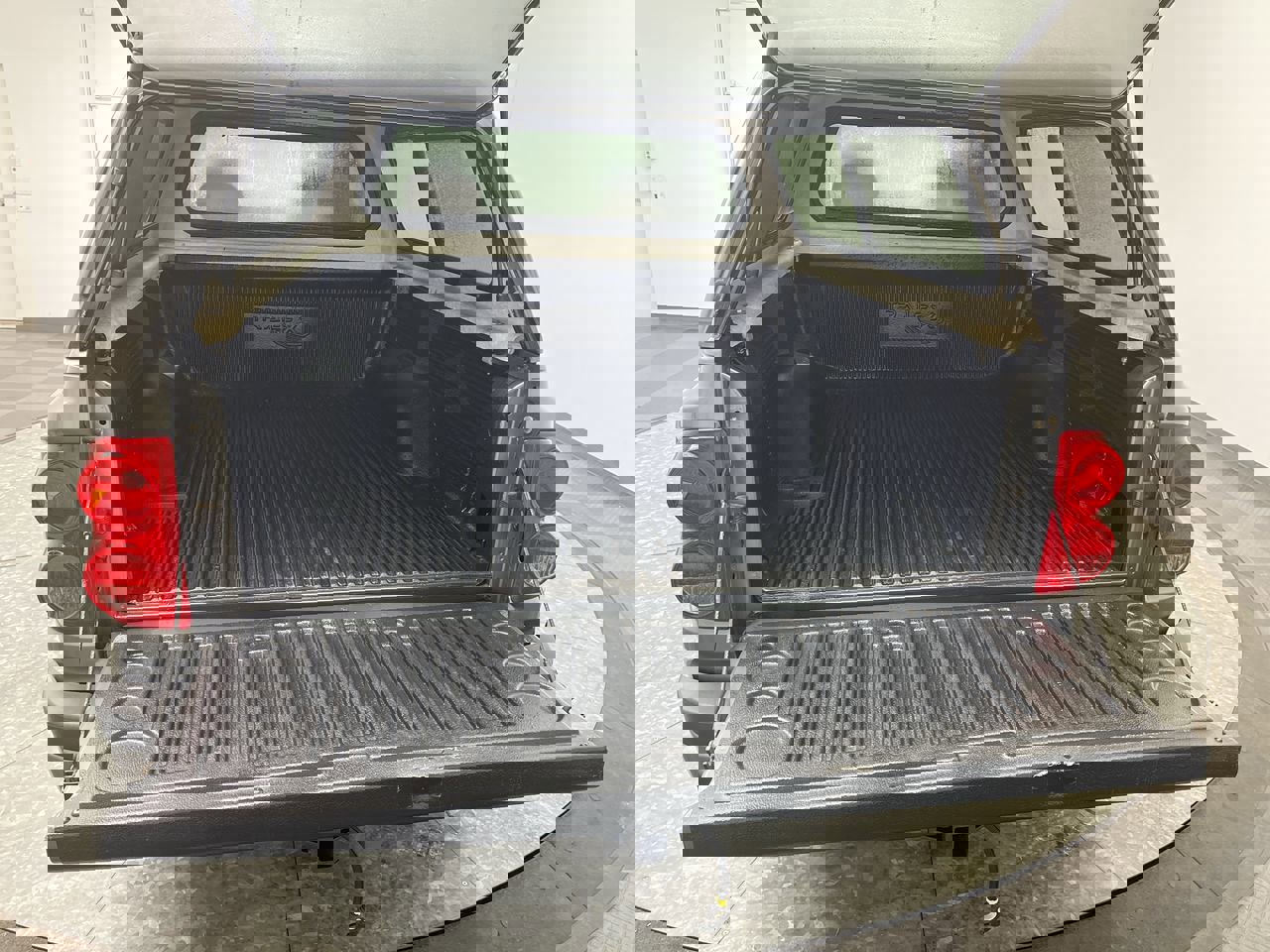 Used 2011 Dodge Dakota ST image 19