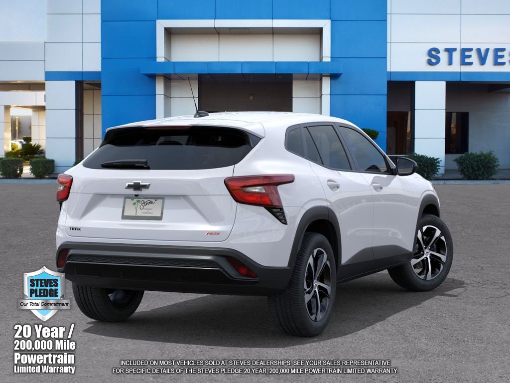 New 2026 Chevrolet Trax RS w/ Driver Confidence Package FWD image 4