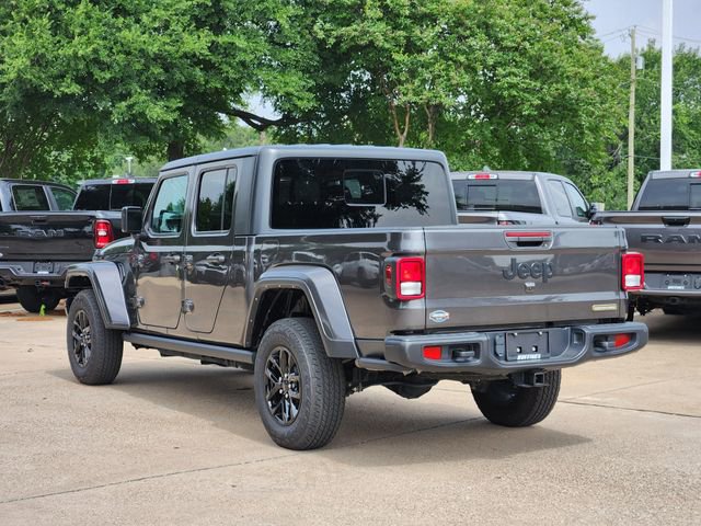 Used 2023 Jeep Gladiator Sport AWD/4WD image 5