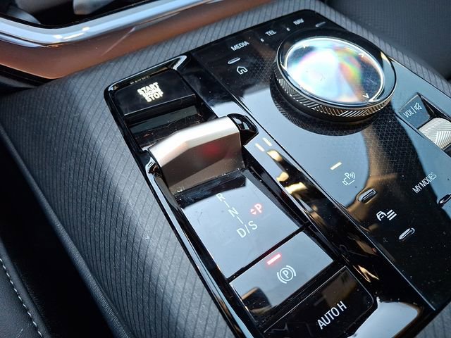 Certified 2025 BMW X3 xDrive30i w/ Convenience Package image 16