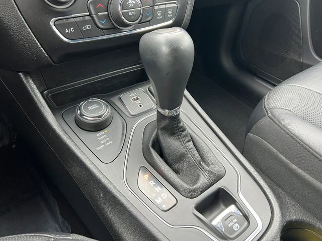 Used 2019 Jeep Cherokee High Altitude image 29