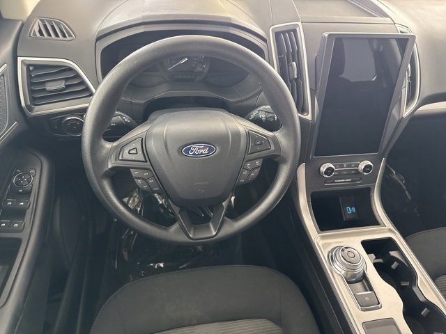 Used 2024 Ford Edge SEL image 23