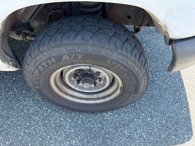 Used 2007 Ford E-250 and Econoline 250 RWD image 3