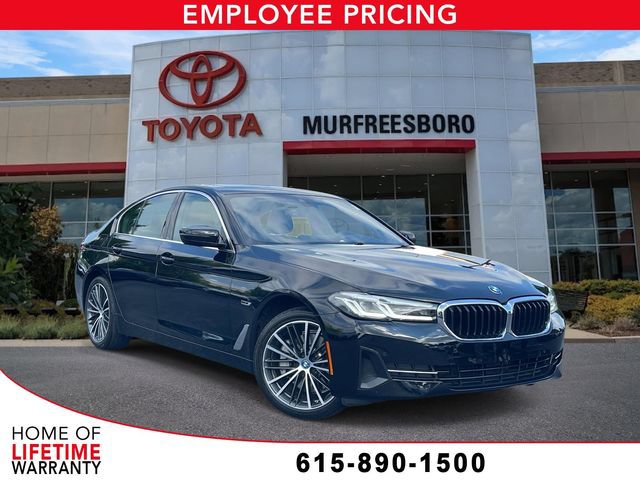 Used 2023 BMW 530e xDrive AWD/4WD image 1