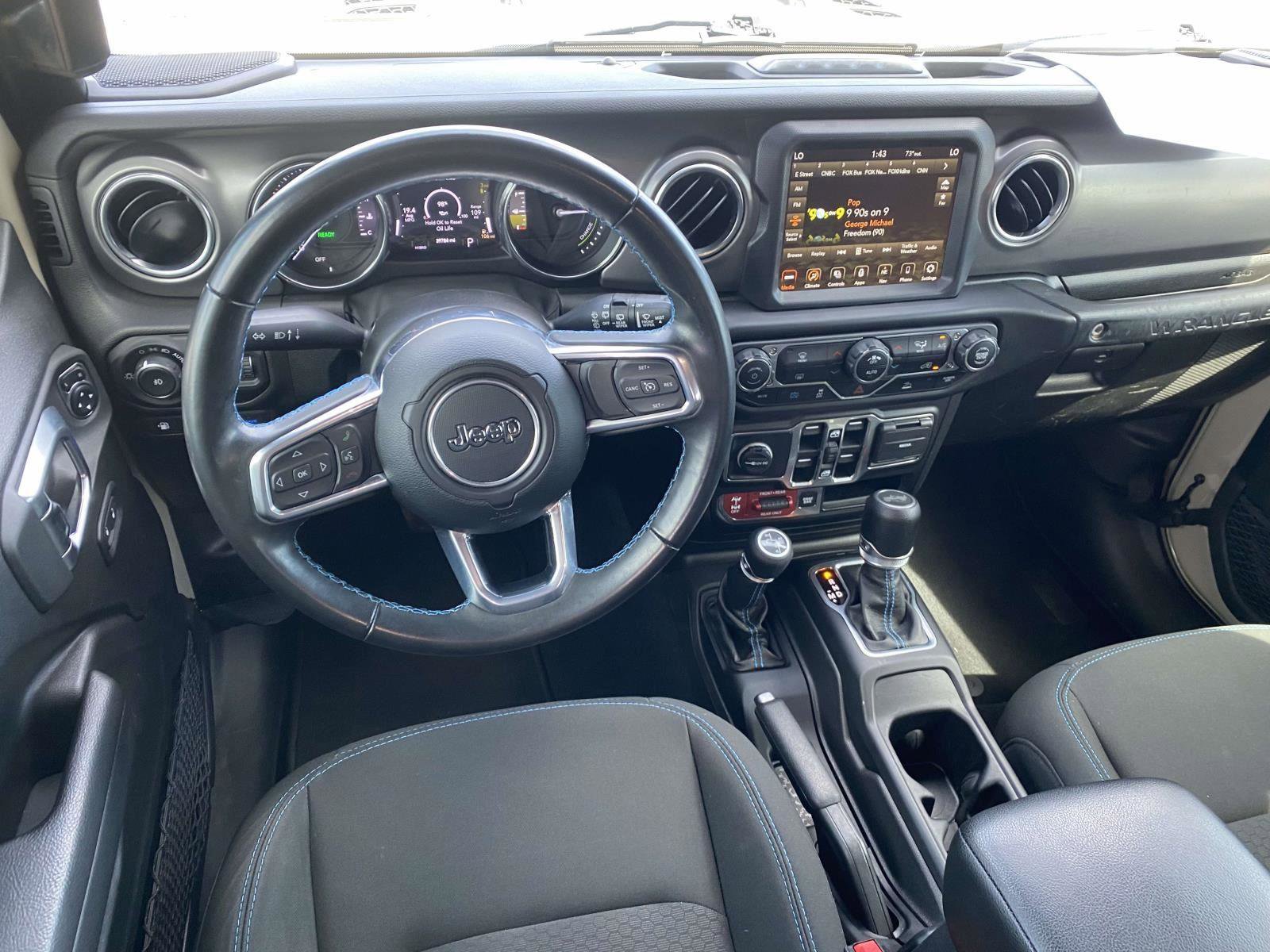 Certified 2022 Jeep Wrangler Unlimited Rubicon 4xe image 18