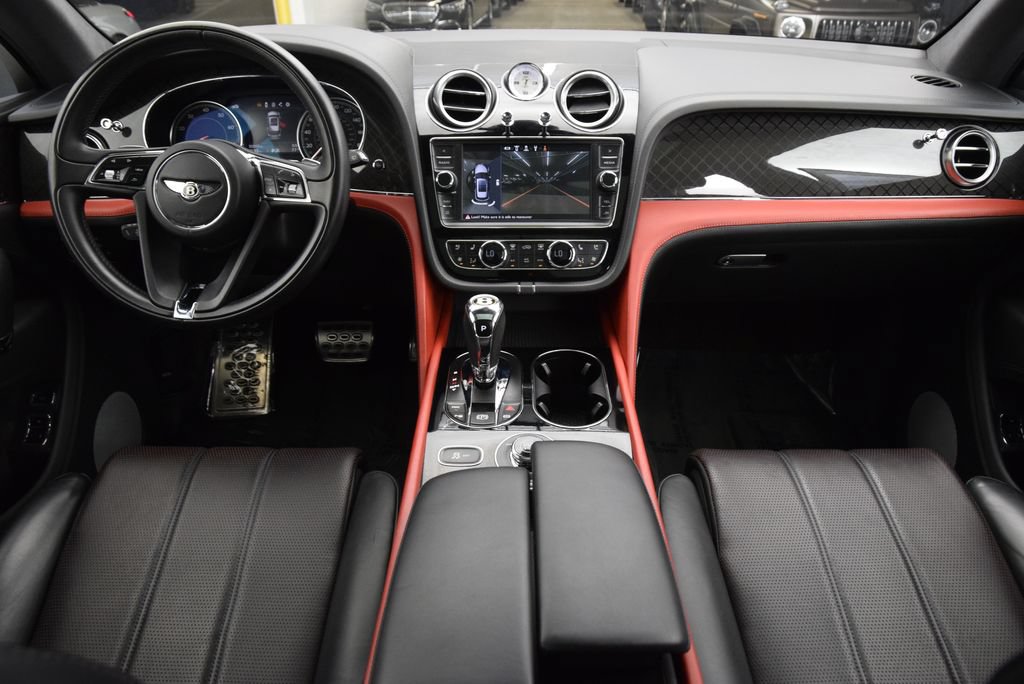 Used 2020 Bentley Bentayga Design Series AWD/4WD image 20