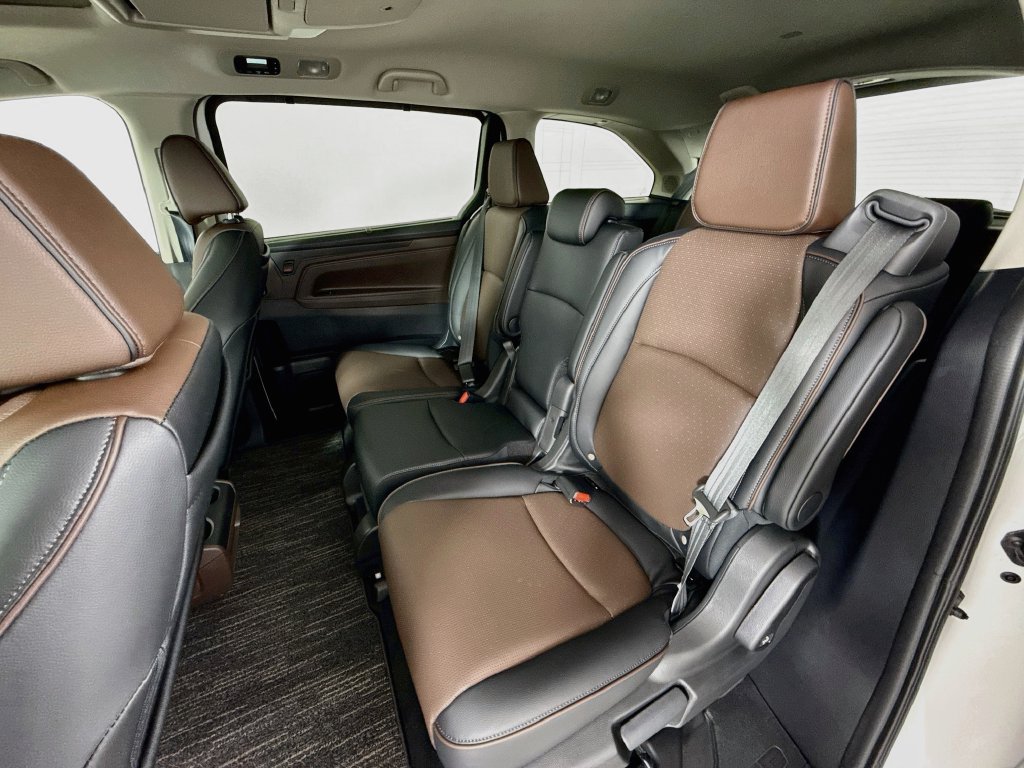 New 2027 Honda Odyssey Elite image 23