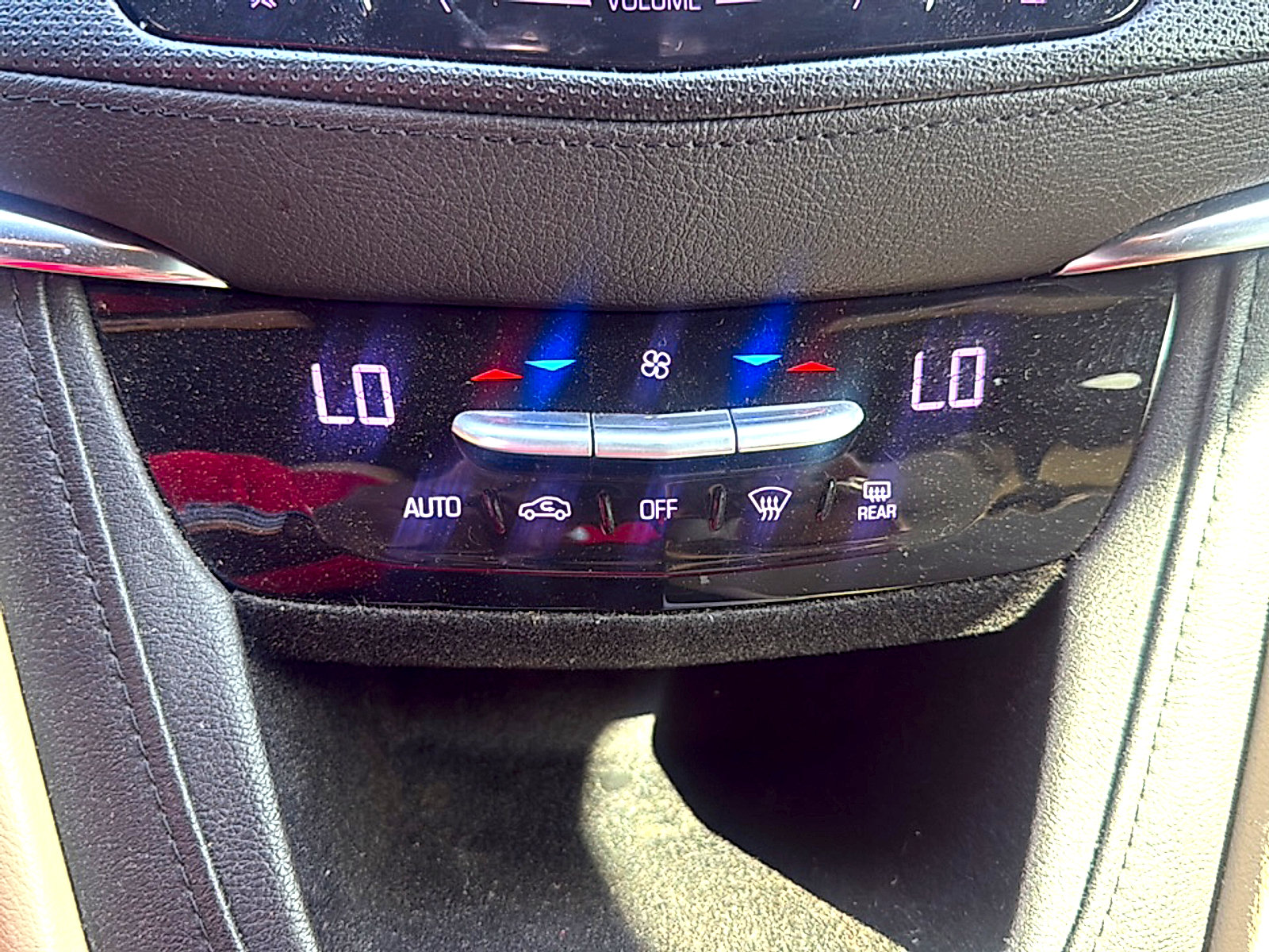 Used 2017 Cadillac XT5 FWD image 10