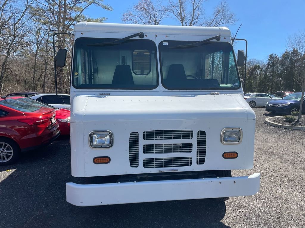 Used 2016 Ford E-350 and Econoline 350 Super Duty w/ A/C Prep Package RWD image 3
