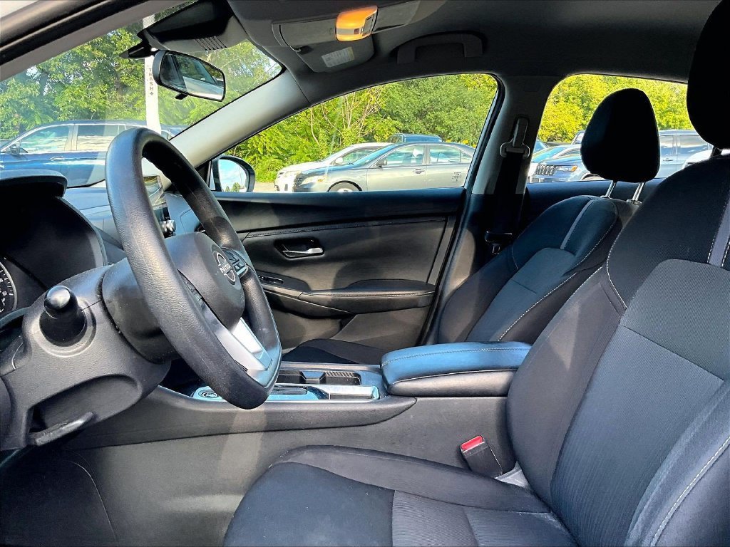 Used 2024 Nissan Sentra SV FWD image 4