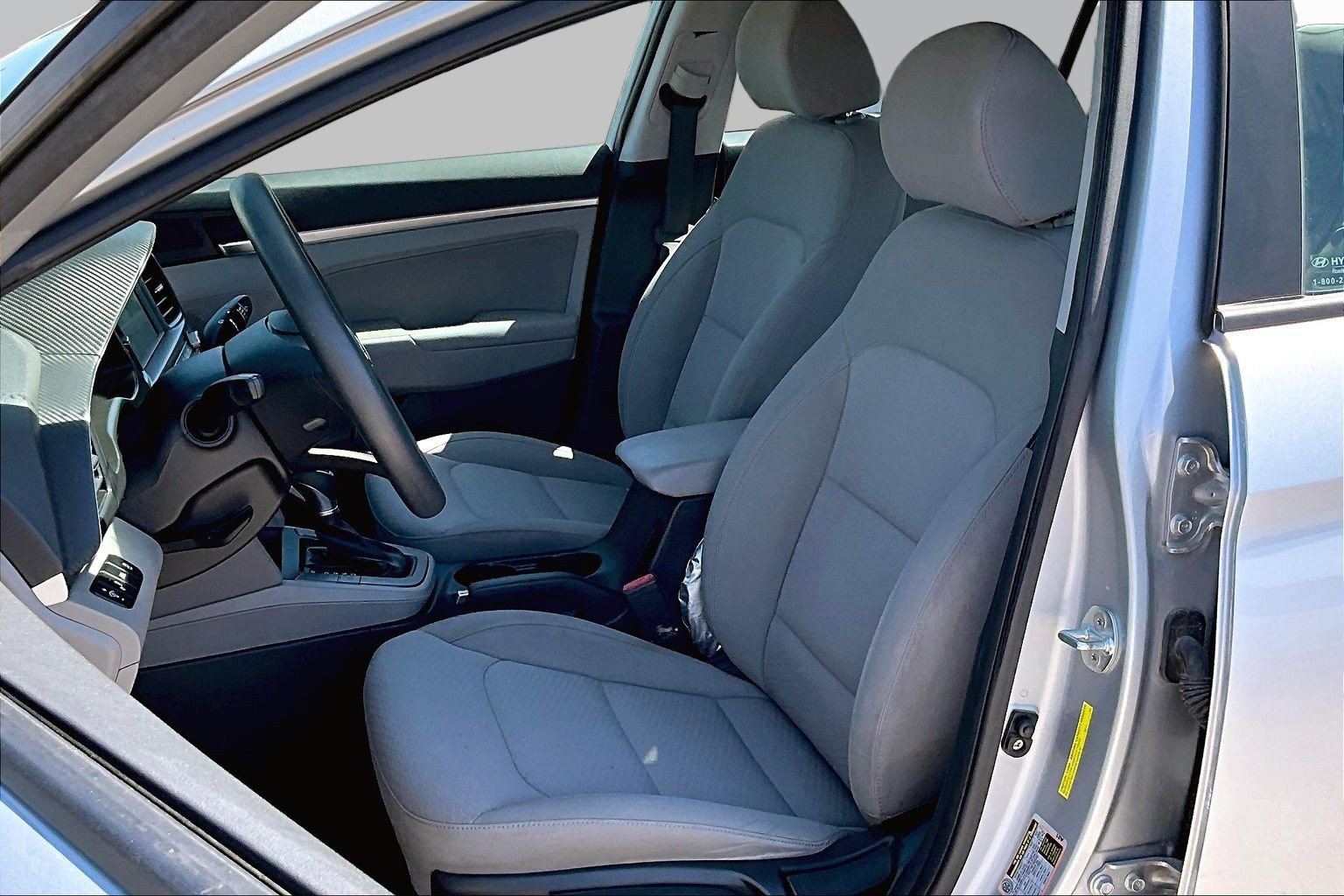 Used 2020 Hyundai Elantra SEL w/ Convenience Package (C2) FWD image 24