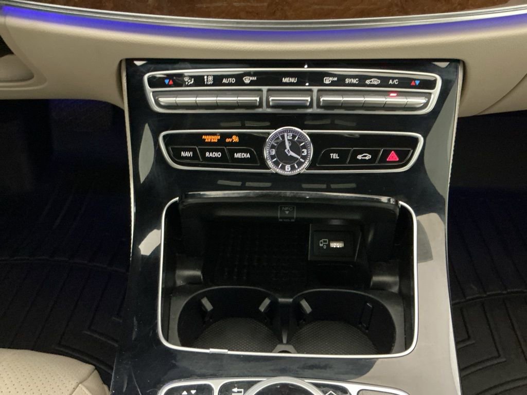 Used 2017 Mercedes-Benz E 300 image 11