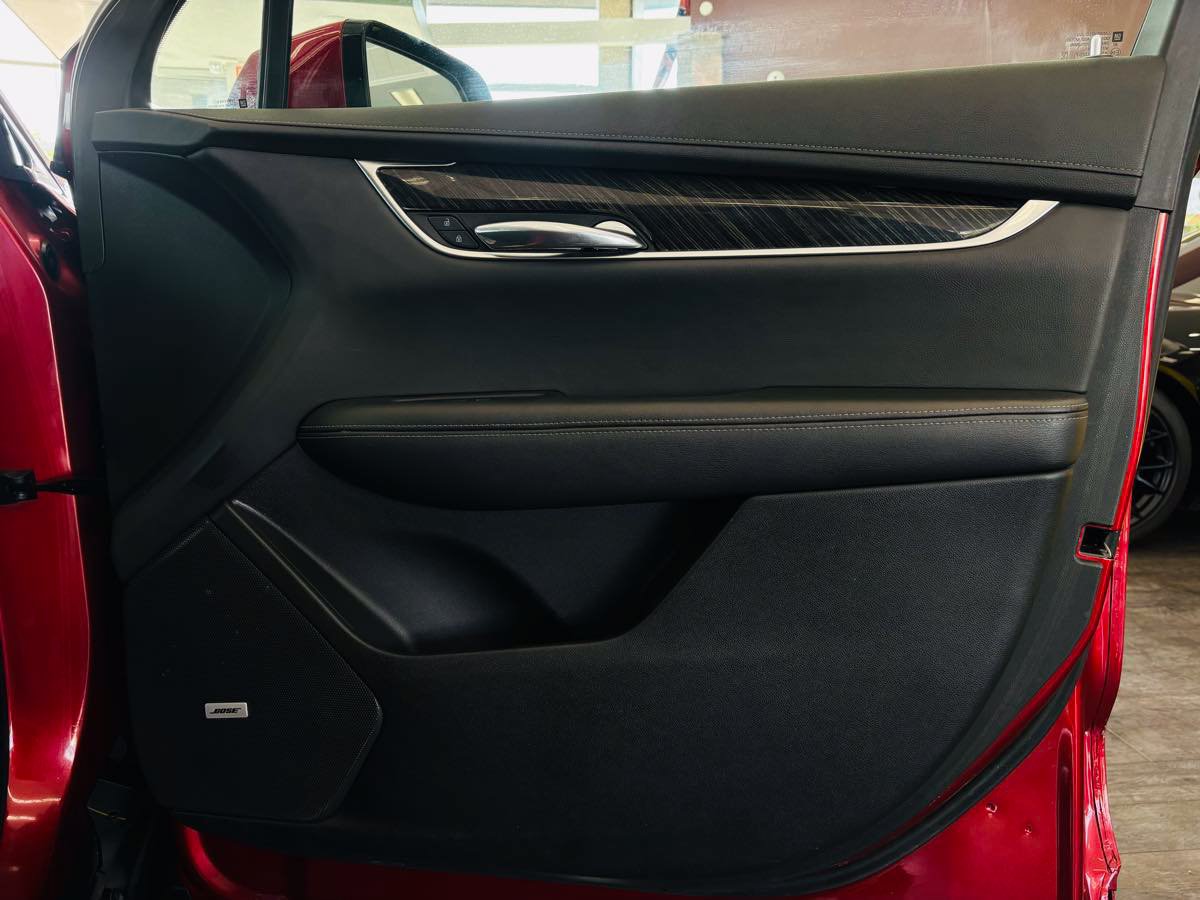 Used 2021 Cadillac XT6 Premium Luxury AWD/4WD image 41