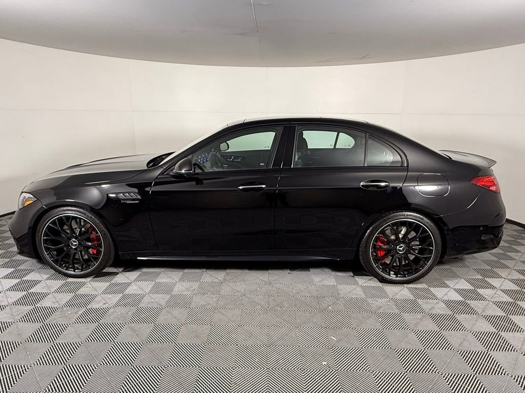 Used 2024 Mercedes-Benz C 63 AMG S image 2